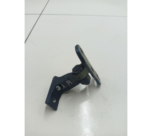 Петля двери задняя левая верхняя