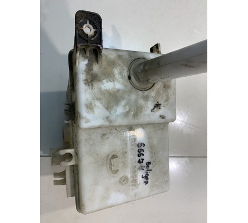 Бачок омывателя