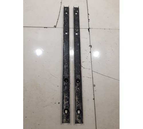 Комплект креплений топливного бака нижних (2 шт.)