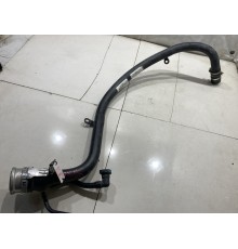 Горловина топливного бака