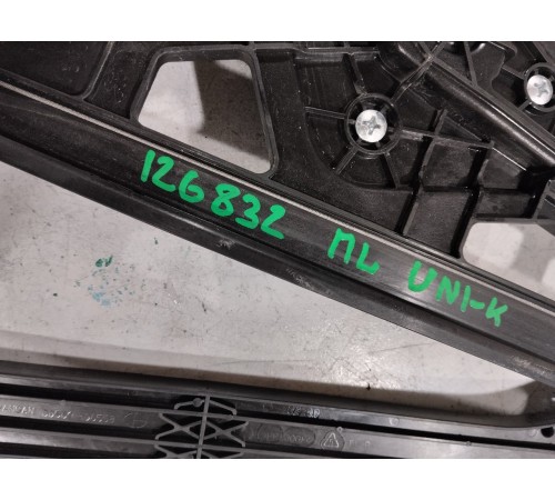 Стеклоподъемник передний правый