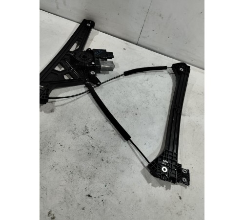 Стеклоподъемник передний правый