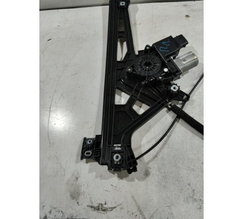 Стеклоподъемник передний правый