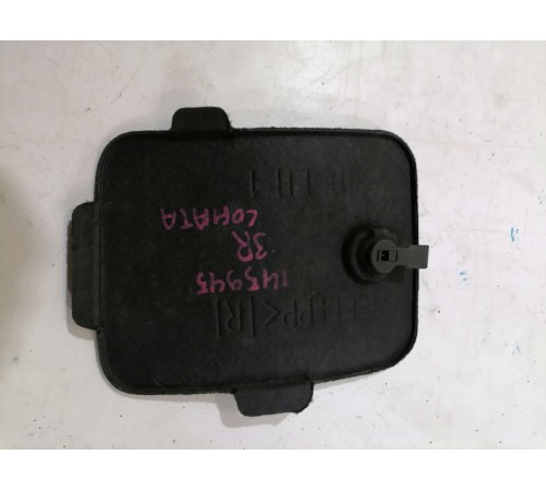 Заглушка обшивки багажника правая