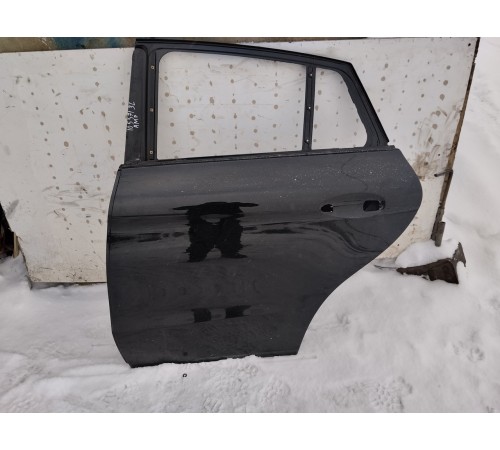 Дверь (задняя, левая)