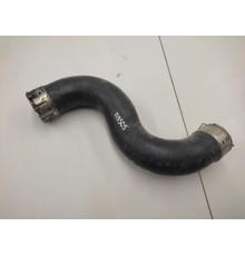 Патрубок системы охлаждения двигателя