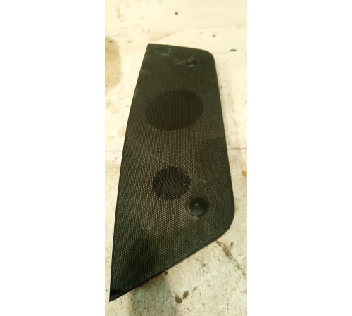 Центральная накладка в торпеду динамика