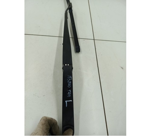 Поводок стеклоочистителя левый