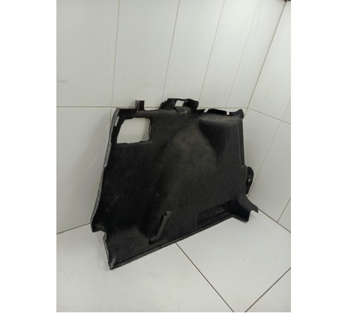 Обшивка багажника задняя левая