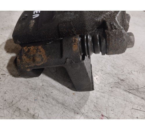 Суппорт тормозной передний правый