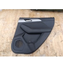 Обшивка двери задняя правая