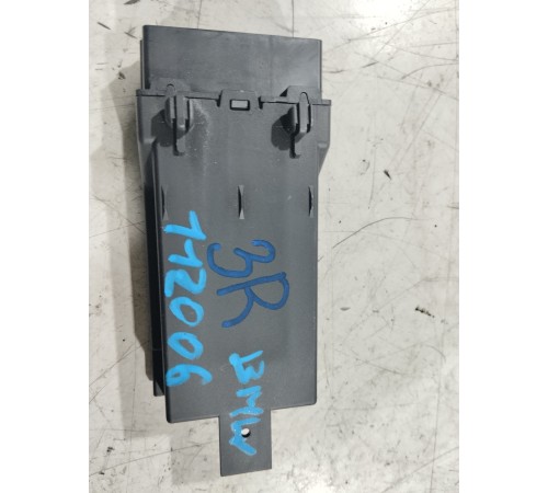 Блок управления сиденьем(задний правый)