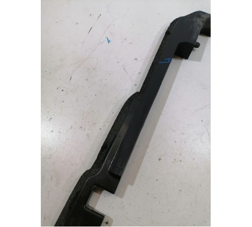 Накладка левая