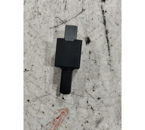 Датчик стоп сигнала