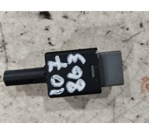 Датчик стоп сигнала