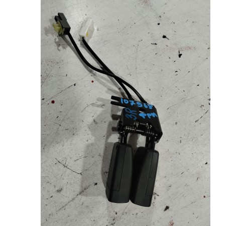 Ответная часть ремня безопасности задняя правая