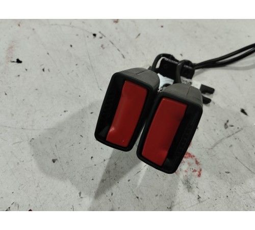 Ответная часть ремня безопасности задняя правая