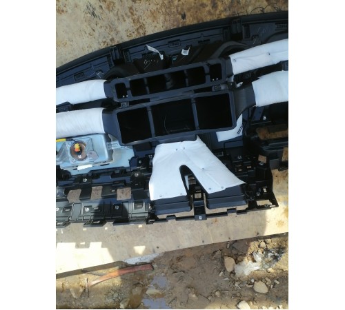 Панель салона , торпедо