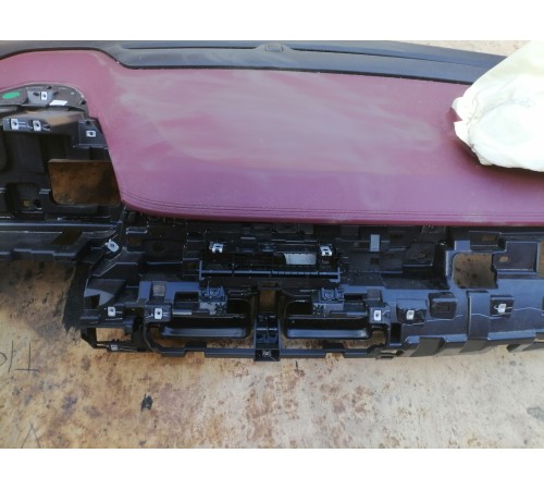 Панель салона , торпедо