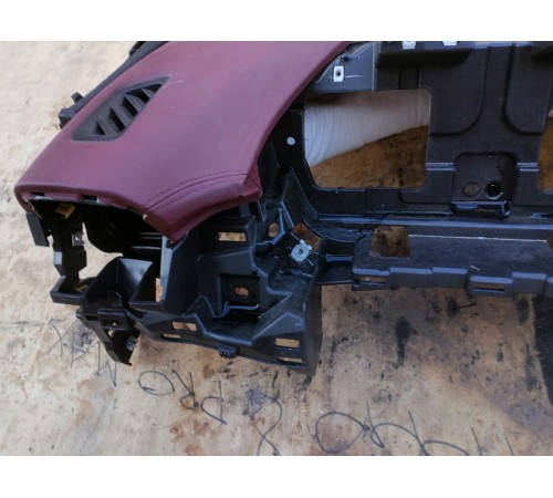 Панель салона , торпедо