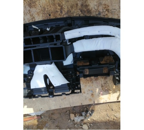 Панель салона , торпедо