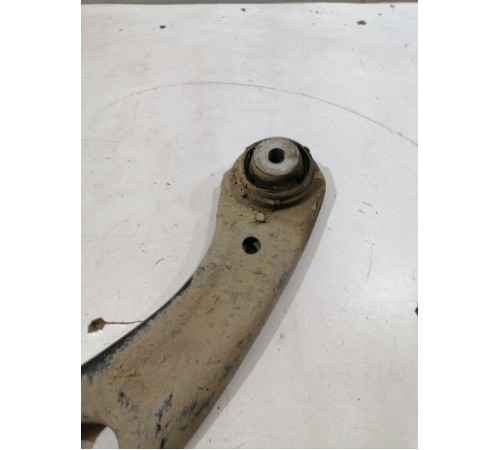 Рычаг подвески передний правый