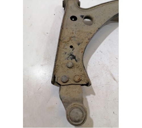 Рычаг подвески передний правый