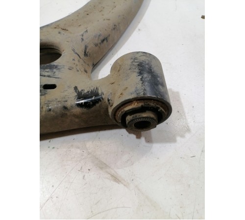 Рычаг подвески передний правый