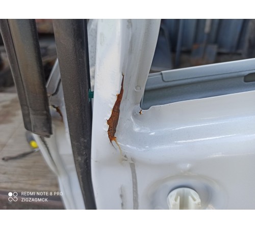 Дверь задняя правая