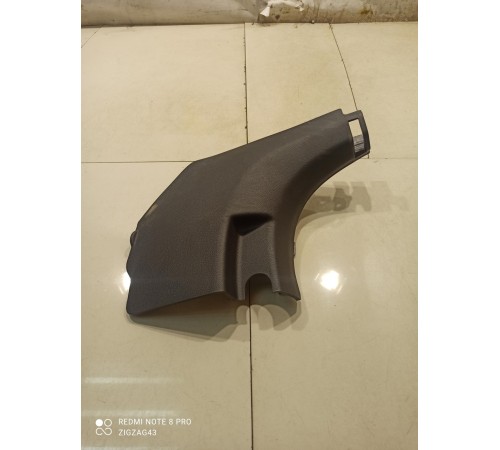 Обшивка стойки (передняя, левая)