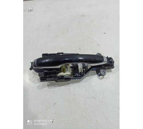 Ручка двери (задняя левая внешняя)