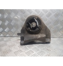 Кронштейн двигателя