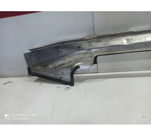 Дополнительный усилитель (растяжка стоек)