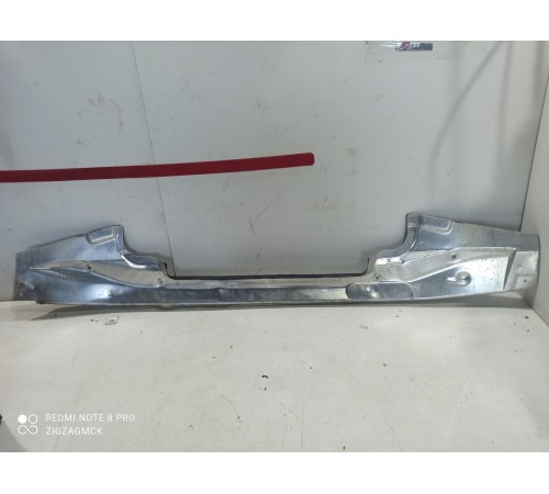 Дополнительный усилитель (растяжка стоек)