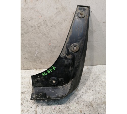 Брызговик передний правый