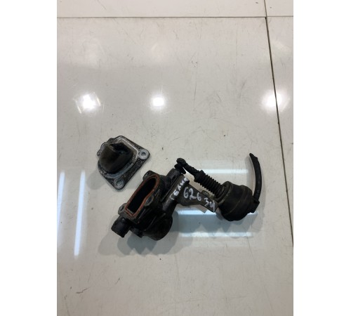 Клапан вентиляции картера