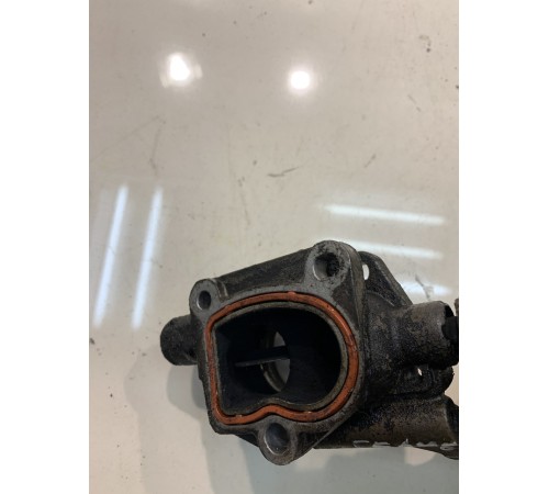 Клапан вентиляции картера