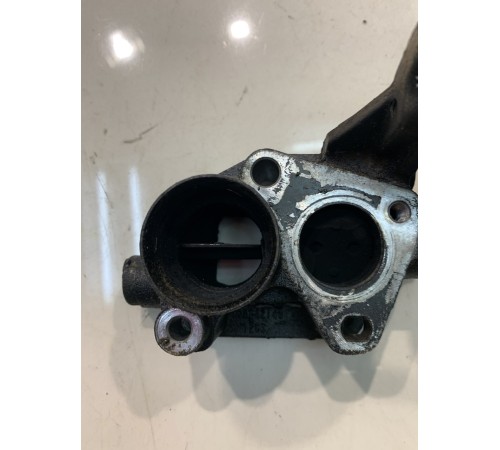 Клапан вентиляции картера