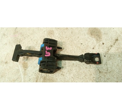 Ограничитель двери задней левой