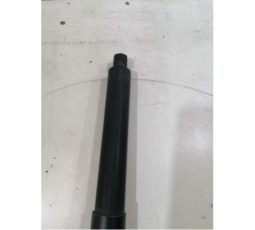 Амортизатор крышки багажника правый