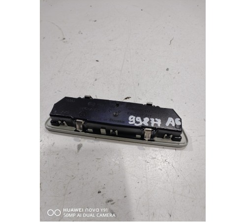 Плафон внутреннего освещения(задний)