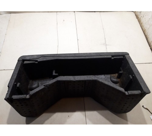 Ящик для инструментов (багажника)