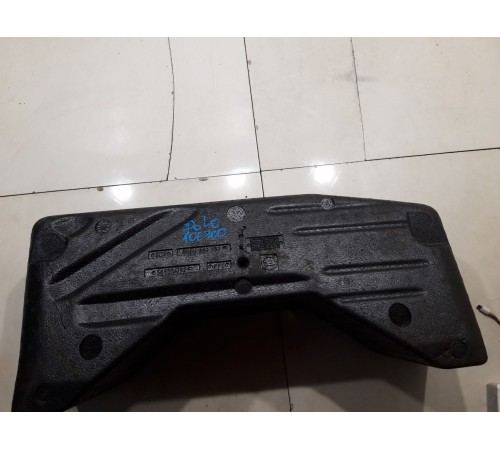 Ящик для инструментов (багажника)