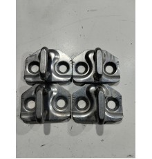 Петля замка двери