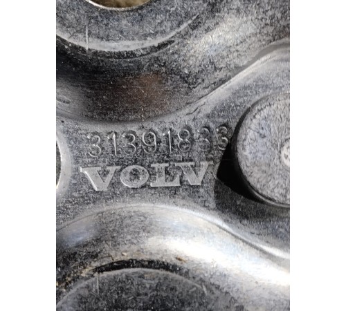 Петля замка двери