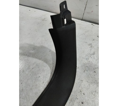 Обшивка двери крышки багажника левая