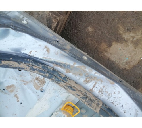 Порог со стойкой левый