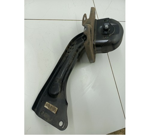 Рычаг подвески продольный задний правый