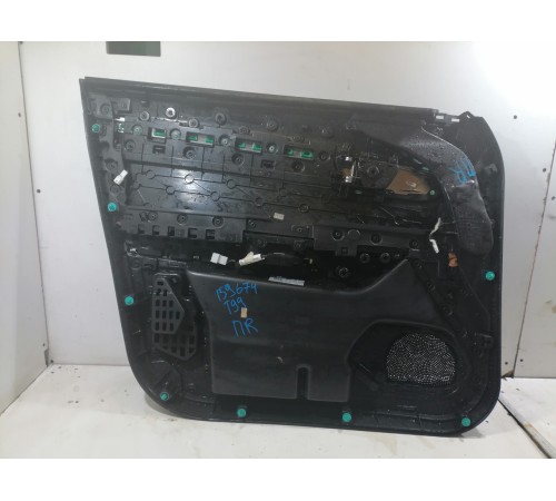 Обшивка двери передняя правая