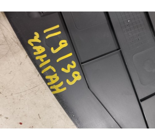 Накладка центральной консоли левая